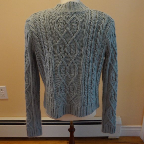 Cable knit sweater - Picture 3 of 3